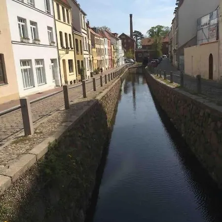 Historischer Ohlerich Speicher Hafen Ap.18 *